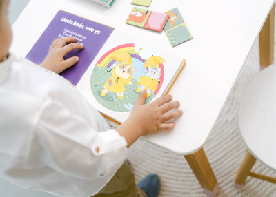 Sol Solecito Bilingual Musical Book: Spanish Nursery Rhymes