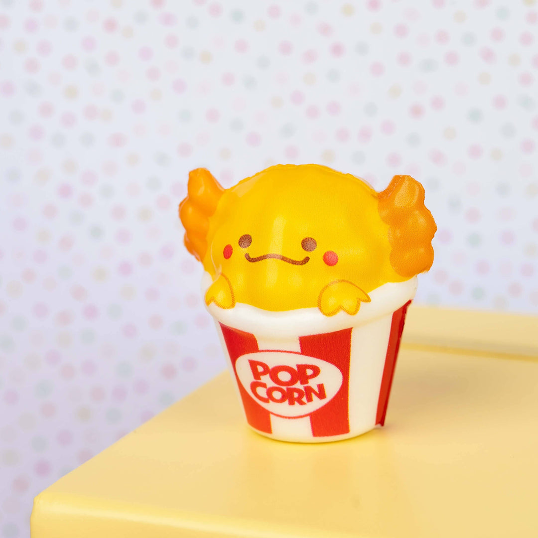 Snaxolotl Mini Squishies – Flying Pig Toys