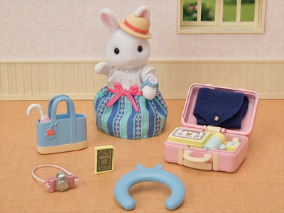 Calico Critters Weekend Travel Set -Snow Rabbit Mother