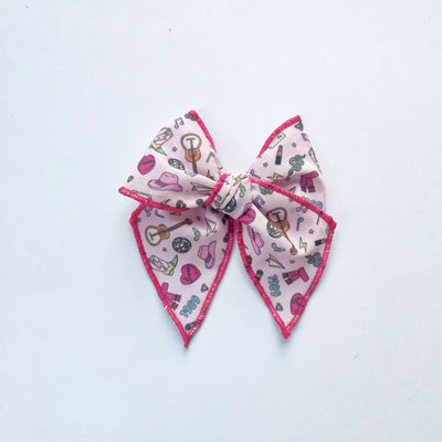 Swift-ie Elle Bow