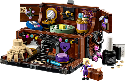 Wednesday - Thing's Apartment