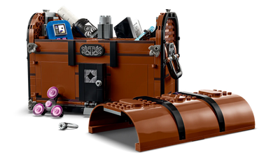 Wednesday - Thing's Apartment