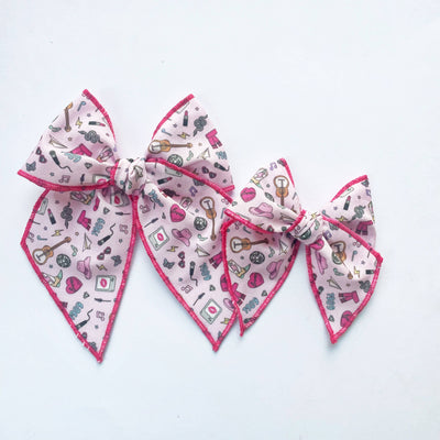 Swift-ie Elle Bow