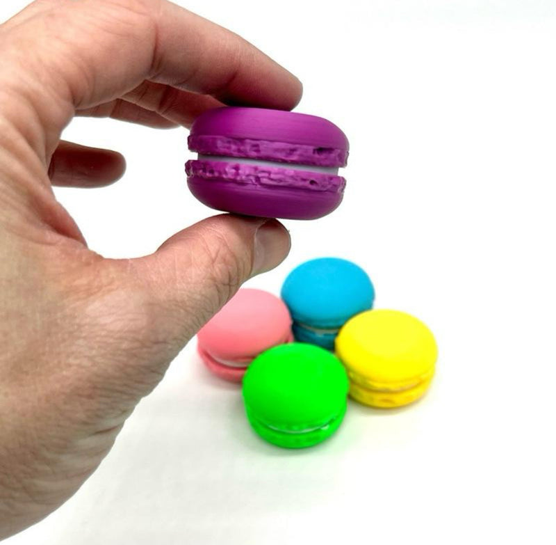 Macaron Cookie Fidget Clicker – Flying Pig Toys