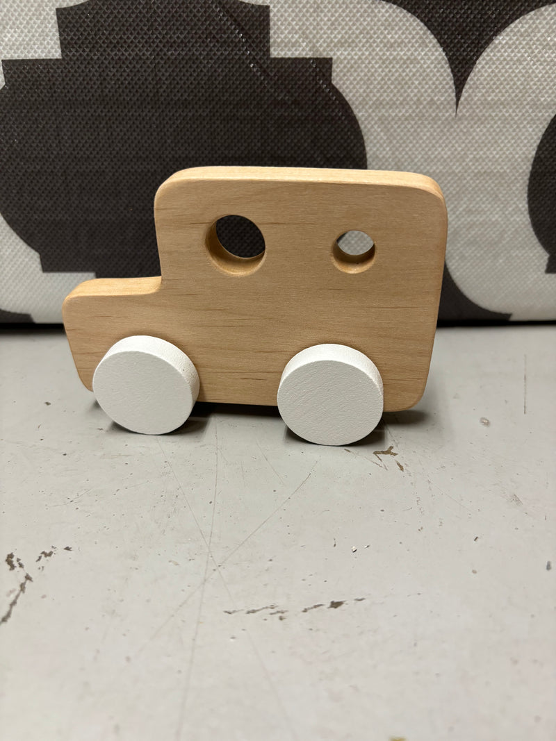 Pinch Wooden Car