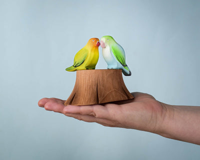 Tree Stump and Lovebirds Set