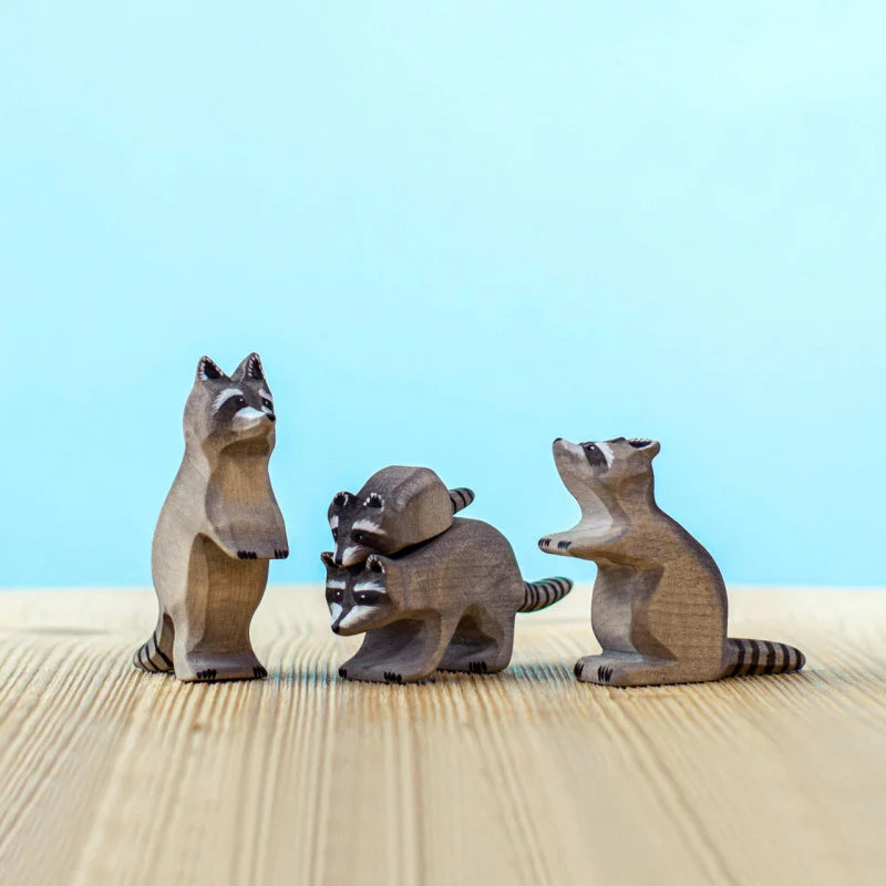 Raccoon Family with Tree Set