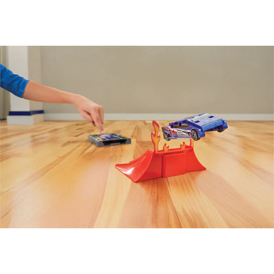 Flat 2 Fast 2-Pack Playset