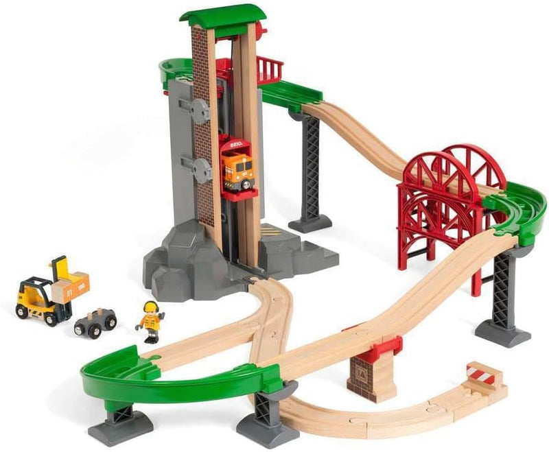 Brio Lift and Load Warehouse Set