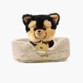 Sumo, 18cm plush dog with collar and its faux fur basket