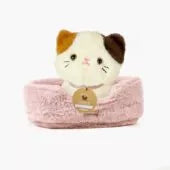 Kimi, 18cm plush cat with collar and its faux fur basket
