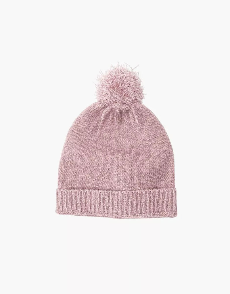 Barry hat in soft pink knit and its pouch