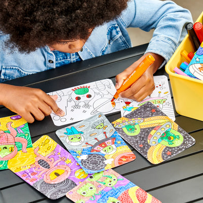 Undercover Art Hidden Pattern Coloring Activity Art Cards - Monster Aliens