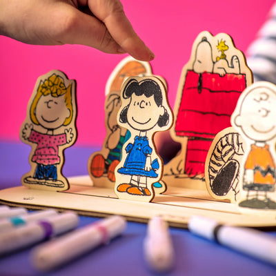 Peanuts:  Color-In’ Wooden Scene Kit