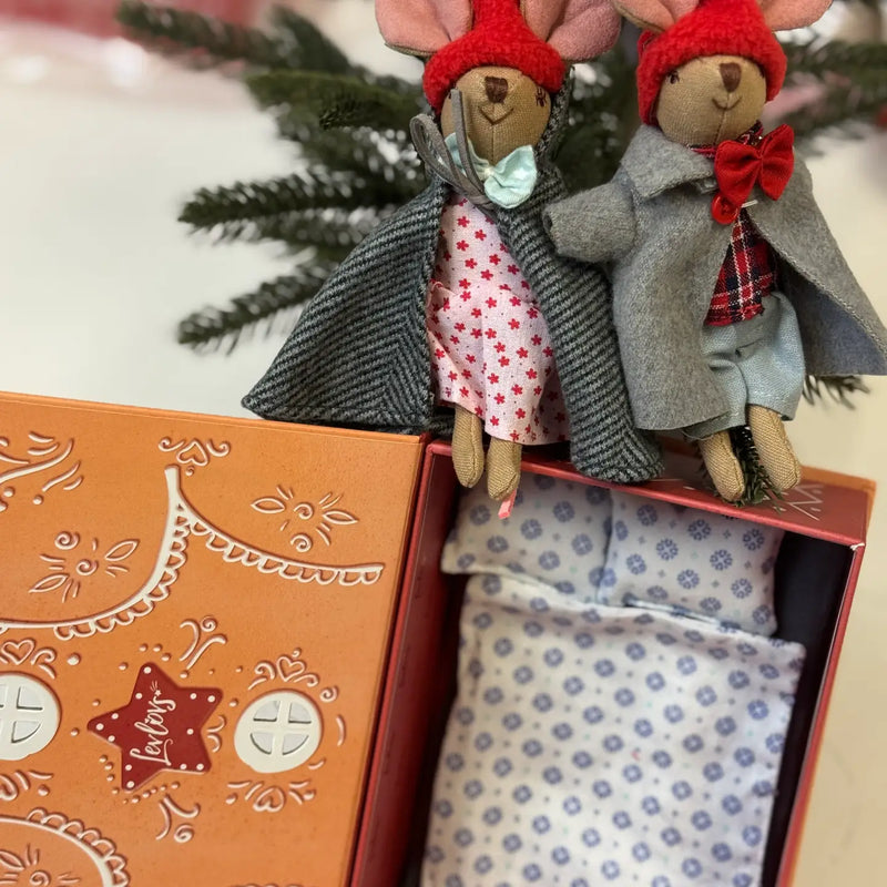 Christmas Mice In a Box—Mom and Dad