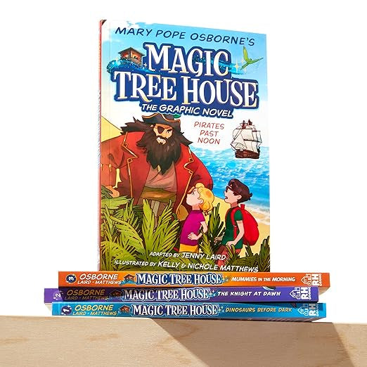 Magic Tree House Graphic Novel Starter Set: (A Graphic Novel Boxed Set)