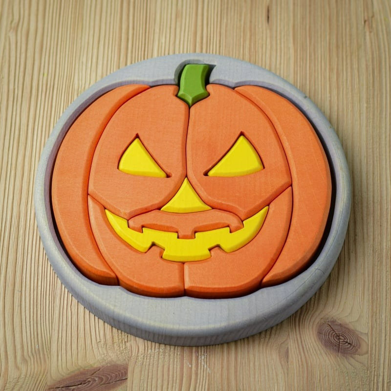 Round Wooden Halloween Puzzle - Gray
