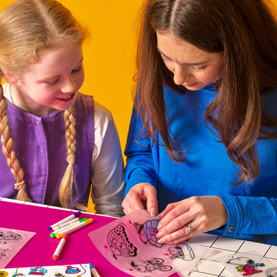 Peanuts DIY Shrink Art Kit and 6 Mini Paint Markers