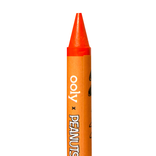 Peanuts:  Snoopy School Coloring Travel Kit (9 crayons & 48 coloring pages)