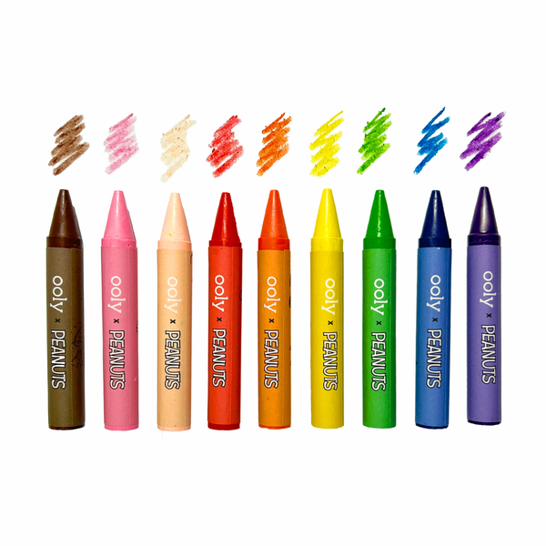 Peanuts:  Snoopy School Coloring Travel Kit (9 crayons & 48 coloring pages)