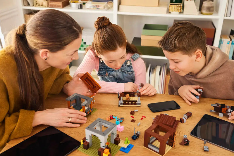 Lego Minecraft The Pillager Outpost and Ravager