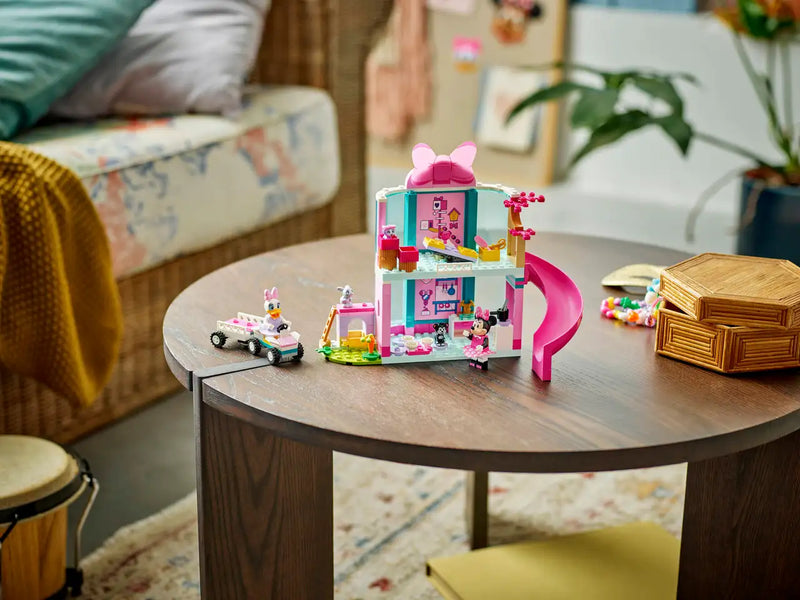 Lego Minnie’s Pet Hotel