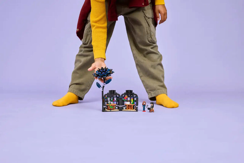 Lego Wednesday Black Dahlia Flower