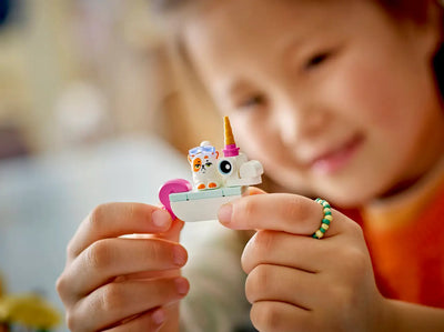 Lego Friends Unicorn & Flamingo Pool Party