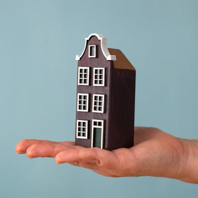 Amsterdam House - Dark Brown