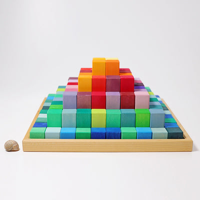 Large Stepped Pyramid (LSP)
