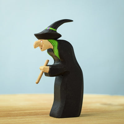 Brewing Witch and Cauldron Set