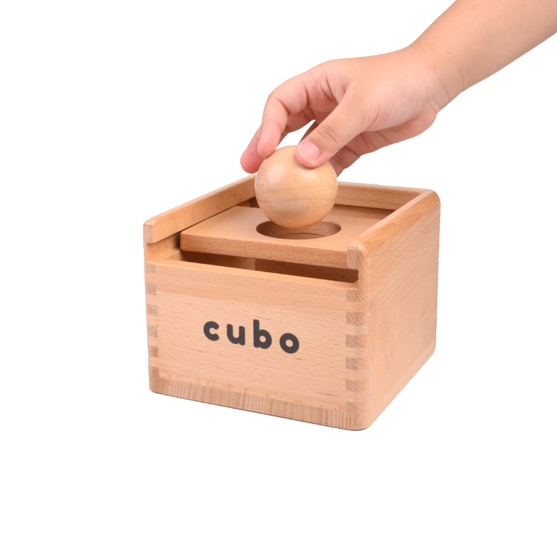 Cubo Montessori Box Starter Kit - object permanence