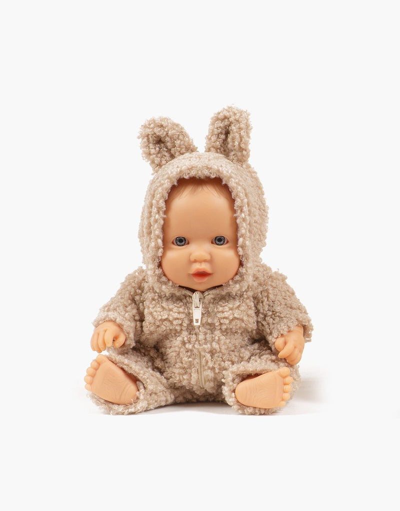 Greta, Peque doll, 21cm, in beige terrycloth Winnie the Pooh jumpsuit