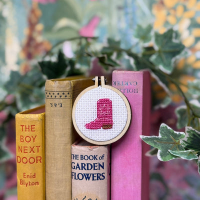 I'M HOT-TO-SEW! Mini Matchbox Cross Stitch Kit