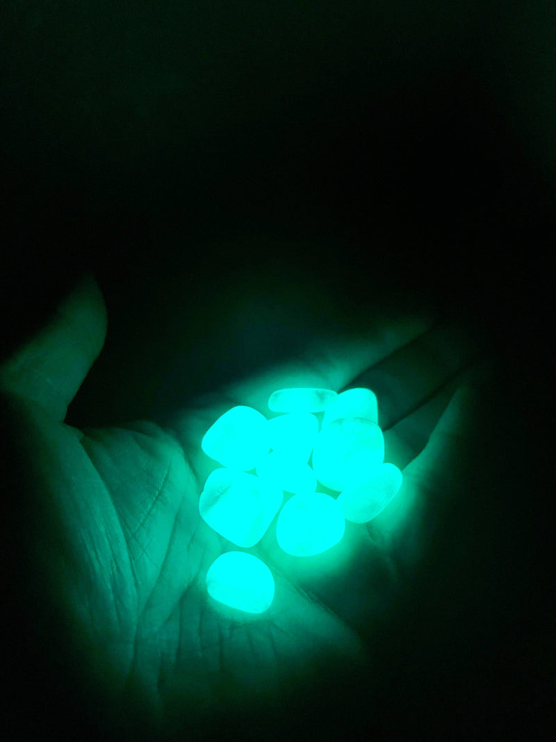 Super Bright Glow Pebbles - Blue