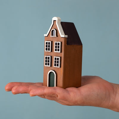 Leiden House - Light Brown