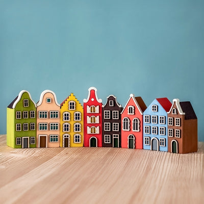 Gdansk House - Red with Pointed Roof