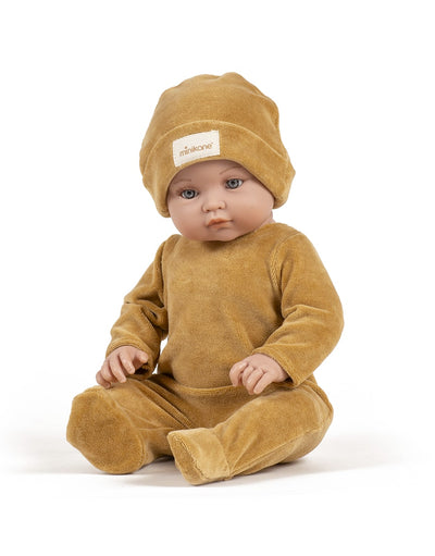 Bambinis – Sleep Well Angelo Footed Onesie in Camel with Nikky Velvet Hat