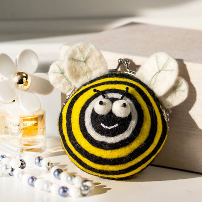 Bumblebee Critter Clutch