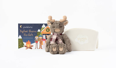 Holiday Essentials Gift Set: Moose Kin + Book + Basket