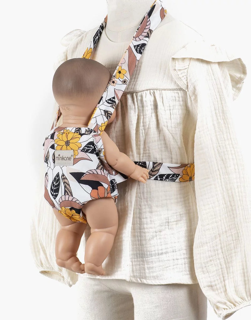 Narcissus Doll Carrier