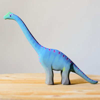 Brontosaurus, Large