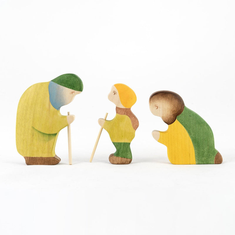 Nativity Scene with Shepherds, 11 piece set