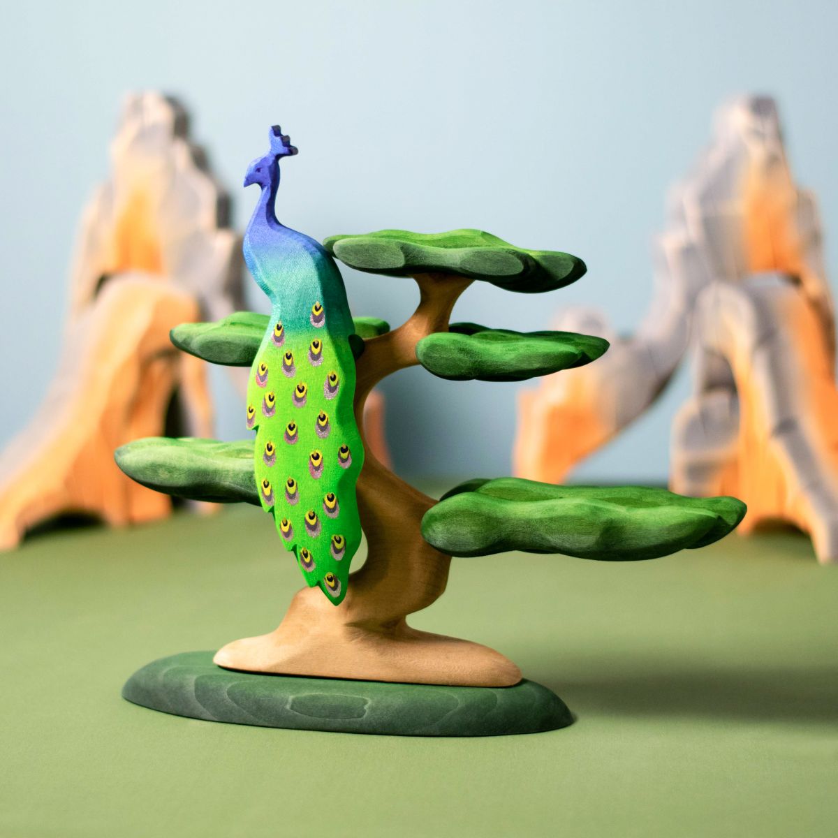 Peacock – Flying Pig Toys - Main Image